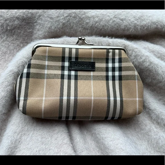 Modella Coins Purse - Picture 8 of 13